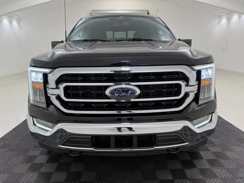 Black Metallic 2023 Ford F-150 XLT
