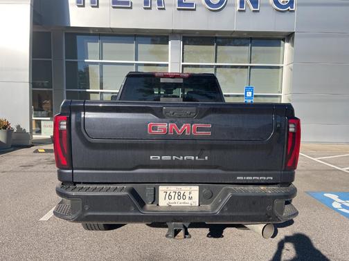 2024 GMC Sierra 2500 Denali
