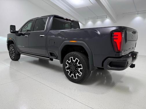 2024 GMC Sierra 2500 Denali