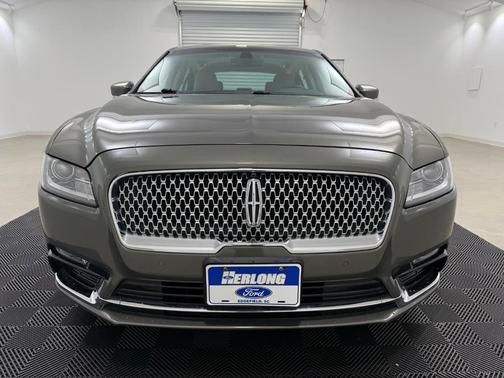 2017 Lincoln Continental Select