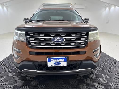 Canyon Ridge Metallic 2017 Ford Explorer XLT