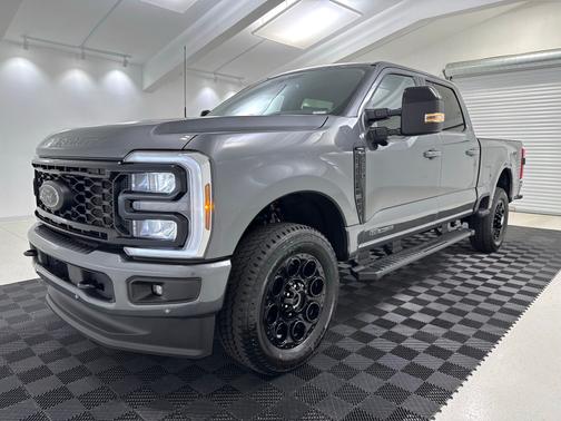 Carbonized Gray Metallic 2026 Ford F-250 Lariat