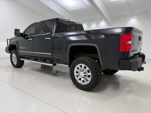 2016 GMC Sierra 2500 Denali