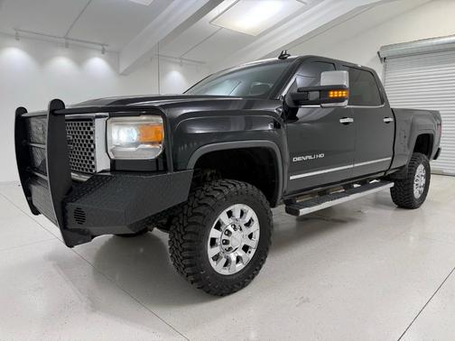 2016 GMC Sierra 2500 Denali