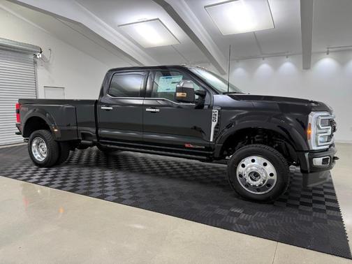 2026 Ford F-450 Platinum