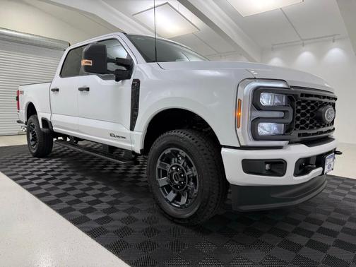 Oxford White 2026 Ford F-250 XL