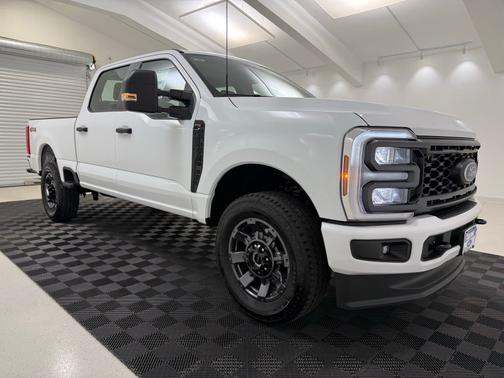 Oxford White 2026 Ford F-250 XL