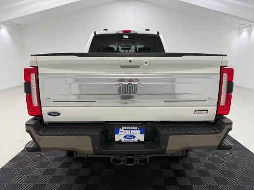 Star White Metallic Tri-Coat 2026 Ford F-250 King Ranch