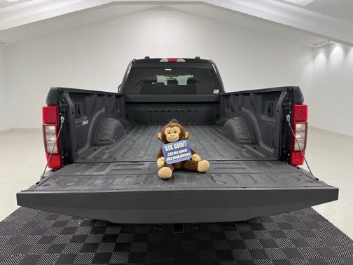 Black Metallic 2022 Ford F-250 XLT