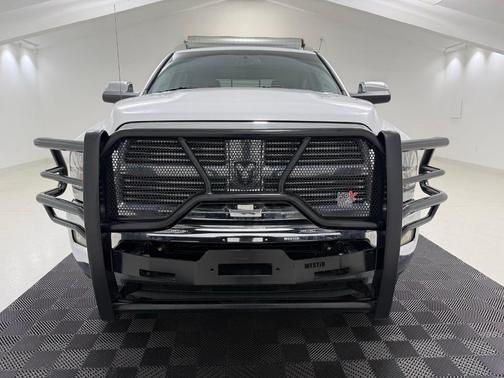 Bright White Clearcoat 2012 RAM 2500 Laramie