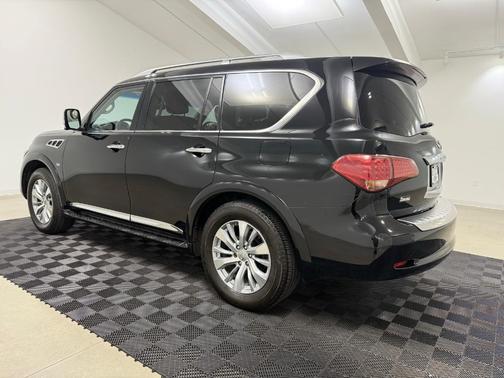 2016 INFINITI QX80 Base