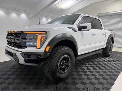 Oxford White 2025 Ford F-150 Raptor
