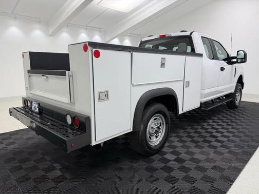 Oxford White 2021 Ford F-250 XL