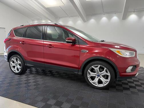 2019 Ford Escape Titanium