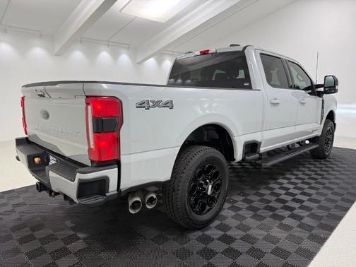 Avalanche 2026 Ford F-250 Lariat