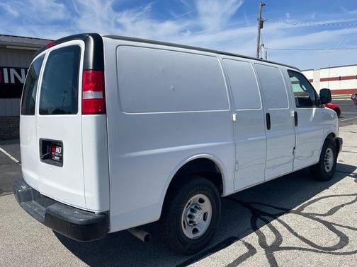 2018 Chevrolet Express 2500 Work Van