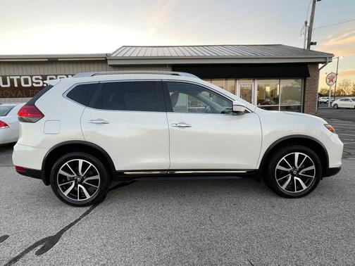 2017 Nissan Rogue SL