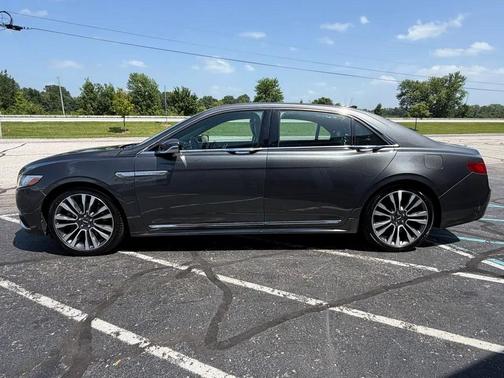 Magnetic Gray Metallic 2019 Lincoln Continental Select
