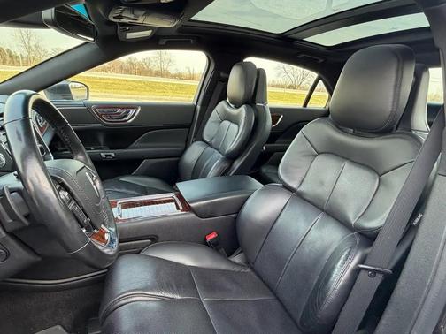 Magnetic Gray Metallic 2019 Lincoln Continental Select
