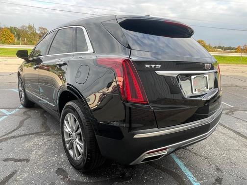 2021 Cadillac XT5 Premium Luxury