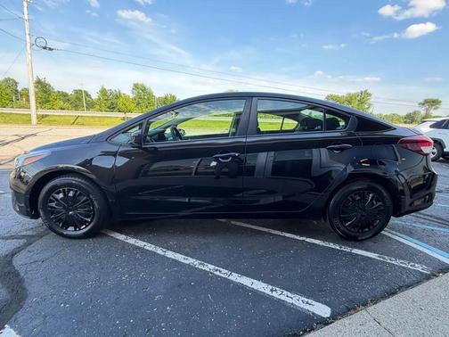 Aurora Black 2017 Kia Forte LX