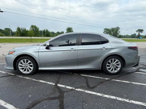 Celestial Silver Metallic 2022 Toyota Camry LE