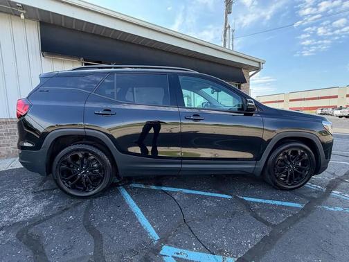 Ebony Twilight Metallic 2020 GMC Terrain SLE