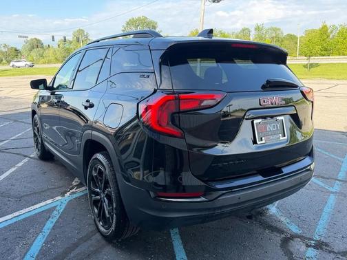 Ebony Twilight Metallic 2020 GMC Terrain SLE