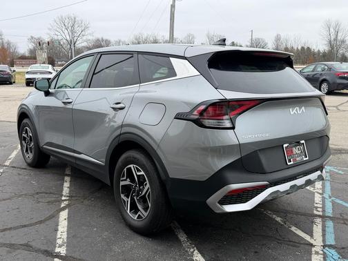 2024 Kia Sportage LX