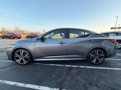 2020 Nissan Sentra SR