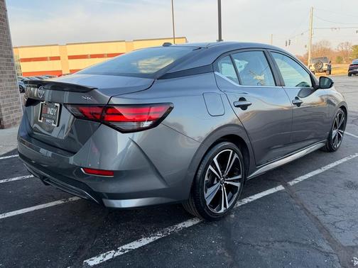 2020 Nissan Sentra SR