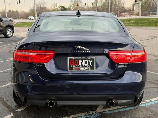 2017 Jaguar XE 35t Premium