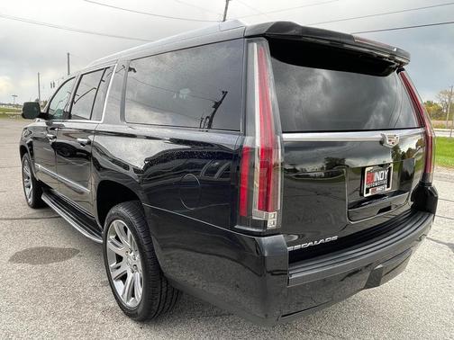 2017 Cadillac Escalade ESV Premium Luxury