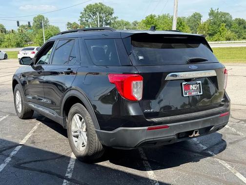 Agate Black Metallic 2020 Ford Explorer XLT