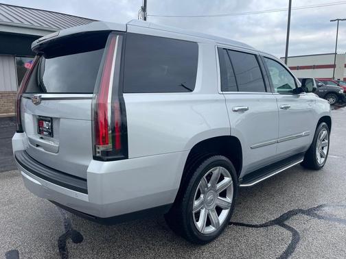 2015 Cadillac Escalade Luxury