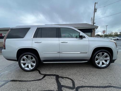 2015 Cadillac Escalade Luxury