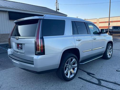 2015 Cadillac Escalade Luxury