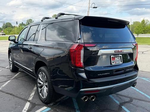 Onyx Black 2021 GMC Yukon XL Denali