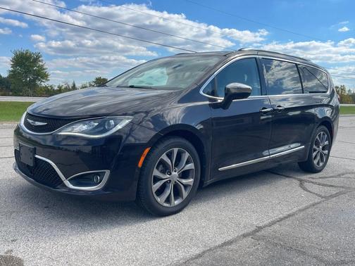 2017 Chrysler Pacifica Limited