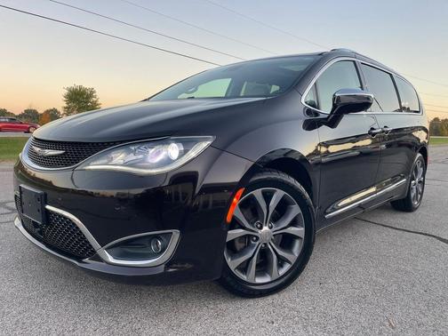 2017 Chrysler Pacifica Limited