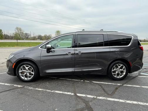 2017 Chrysler Pacifica Limited