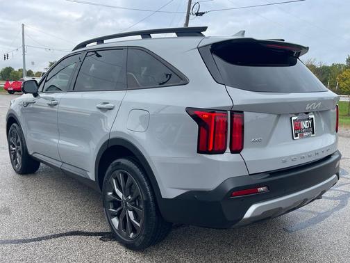 2022 Kia Sorento SX