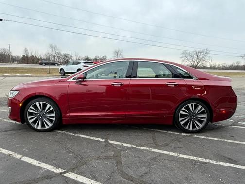 2017 Lincoln MKZ Hybrid Reserve