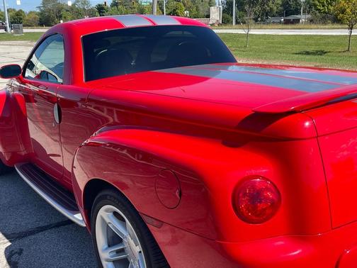 2003 Chevrolet SSR LS