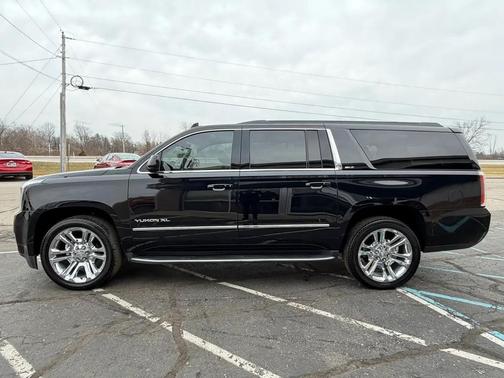 2019 GMC Yukon XL SLT