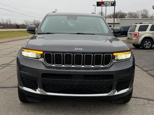 2022 Jeep Grand Cherokee L Laredo