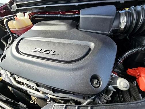 2021 Chrysler Voyager LX