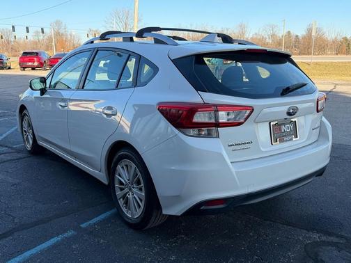 2018 Subaru Impreza 2.0i Premium