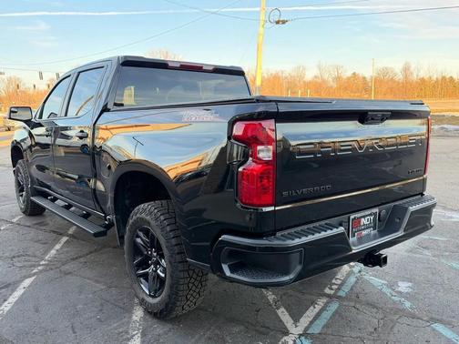 2024 Chevrolet Silverado 1500 Custom Trail Boss