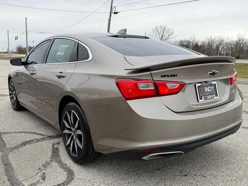 2022 Chevrolet Malibu FWD RS